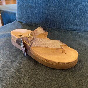 Mephisto - Helen Platinum - Multiple Sizes (NEW W/ BOX)